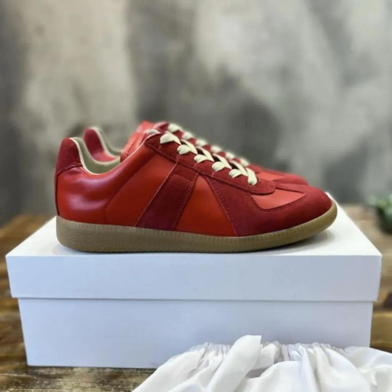 New White Sneakers German Training Flat Round Toe Hidden Heel Casual Sports Unisex Couple Shoes_voghion.com