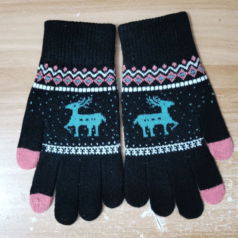 Winterplüschhandschuhe, warme Handschuhe, Sporthandschuhe, hautfreundlicher und warmer Plüschstoff, der Ihnen ein angenehmes Tragegefühl bietet
_voghion.com
