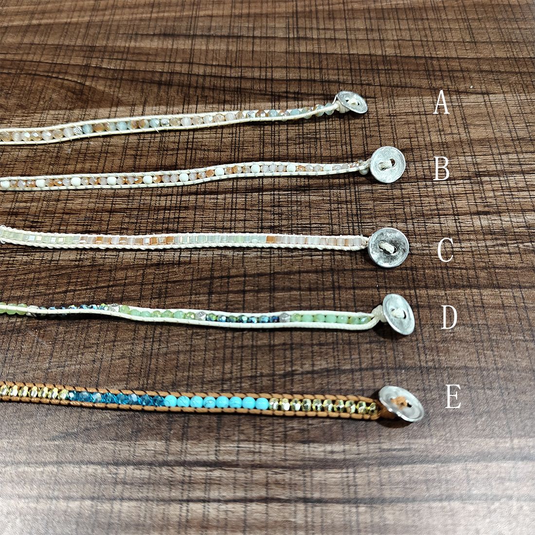 Neues mehrschichtiges, gewickeltes, kreatives, handgefertigtes, gewebtes, facettiertes, geflochtenes, buntes, galvanisiertes Perlenarmband_voghion.com