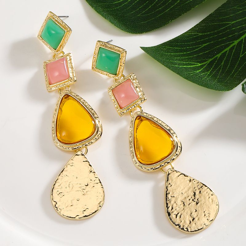 Boucles d'oreilles en alliage de pierres précieuses de style palais rétro, boucles d'oreilles en résine colorée de haute qualité pour femmes_voghion.com