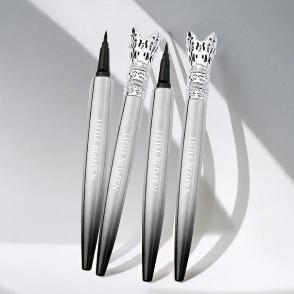 Kombinacija senčila in črtala za oči, tekoče črtalo za oči, vodoodporno in ga ni enostavno razmazati, izjemno fino ličilo, naravno pero za oči s sviloprejko_voghion.com