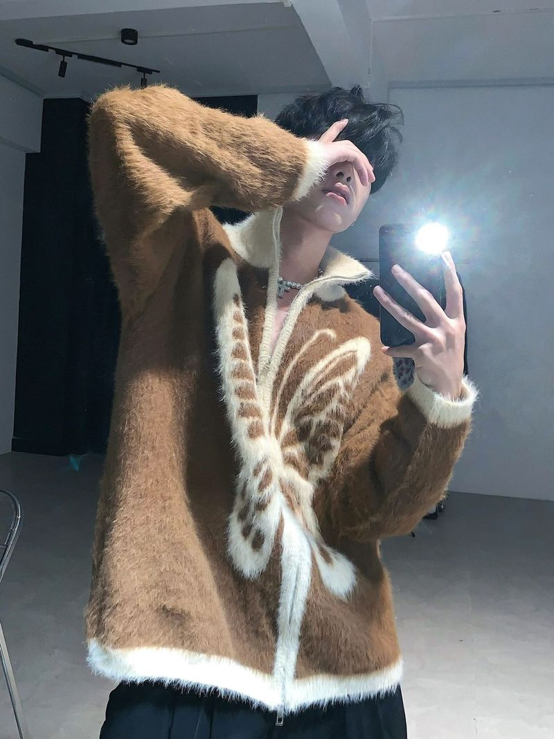 Design butterfly sweater cardigan men's winter niche design sense American ruffian handsome stand up collar lazy style_voghion.com