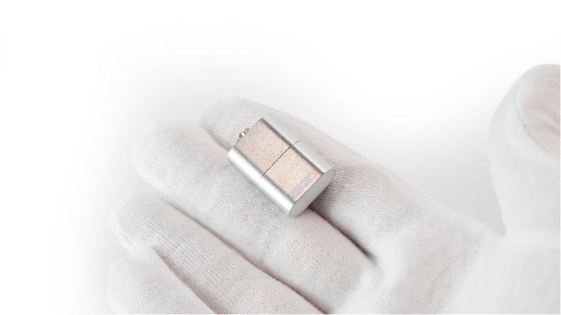 Keychain Memory Card Reader for Quality Data and Photo Transfer works on PC_voghion.com