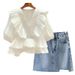 Sommer-Outfit-Set für kurvige Damen in großen Größen: Bluse mit V-Ausschnitt und hochgeschnittener Jeansrock_voghion.com