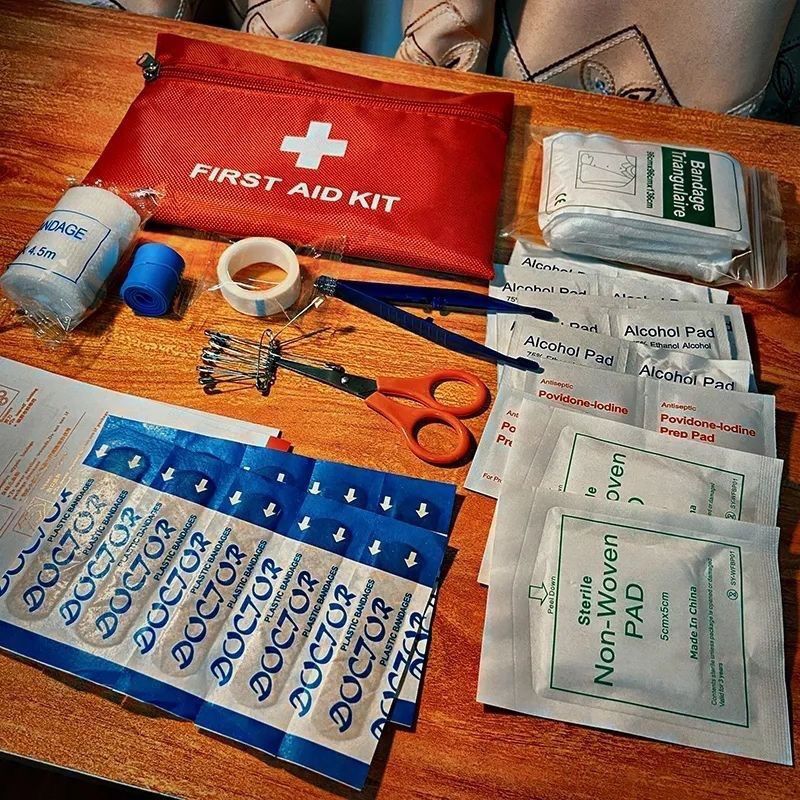 Special Offer: Small Items With Big Uses - Convenient Outdoor Travel Emergency Kit 13-Piece Set Gift_voghion.com