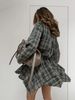 „Komplet damski: koszula w kratę i spódniczka mini – dwuczęściowy zestaw w stylu retro streetwear (szary/czerwony/zielony) – elastyczna mieszanka poliestru dla swobodnego stylu”_voghion.com