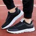 Sommersport Leichte Mesh Atmungsaktive Laufschuhe, Flache Sohle Casual Herren Reiseschuhe Trend_voghion.com
