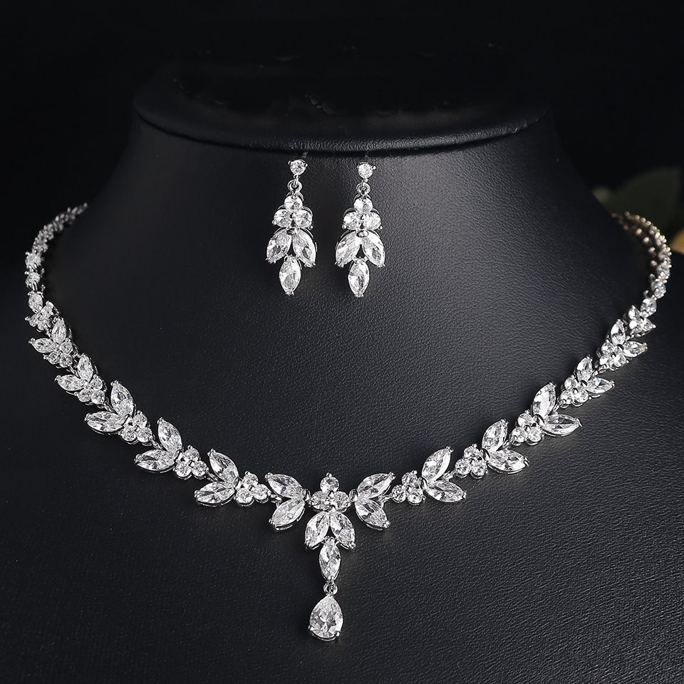 Collana con ciondolo a forma di occhio di cavallo, semplice ed elegante, con zirconi, per damigelle d'onore, per matrimonio, banchetto, orecchini_voghion.com