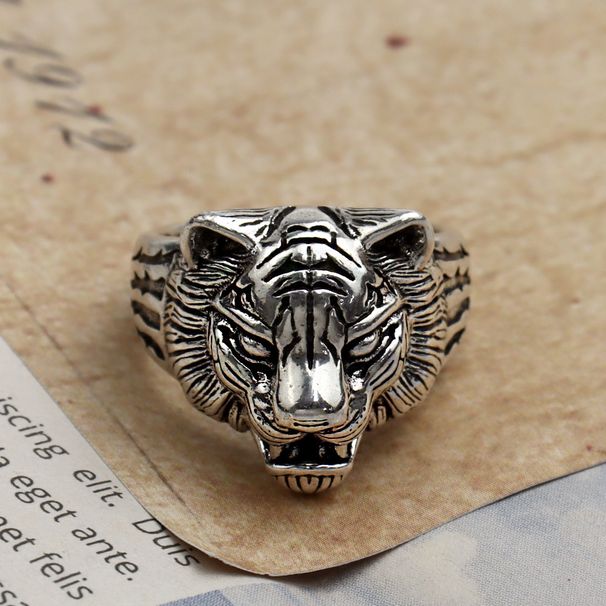 Old fashioned tiger head ring for men and women, personalized niche design, domineering zodiac index finger ring jewelry_voghion.com