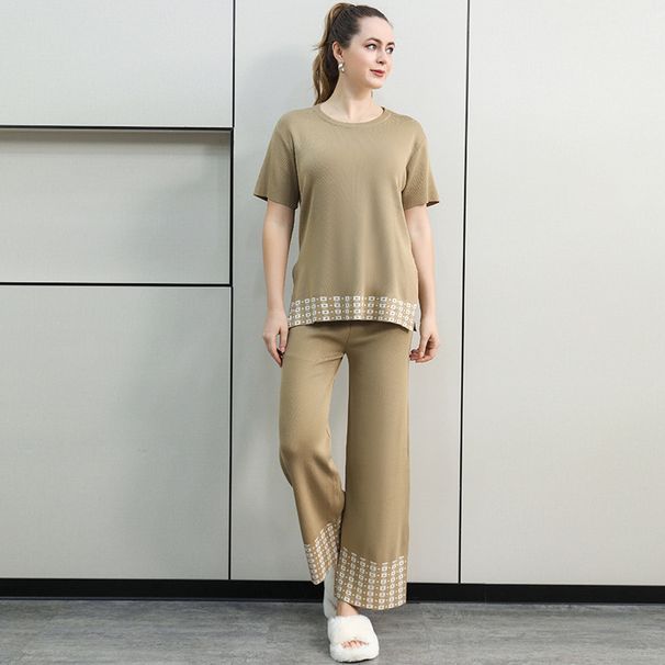 Damenbekleidung Sommer Neue einfache Mode Rundhalsausschnitt Einfarbig Kurzarmoberteile und Hosen Kontrastfarbener Rand Gestrickter Zweiteiliger Anzug_voghion.com