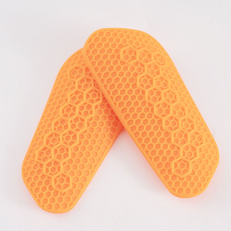 Silikon-Beinschützer Fußball-Einlage Professioneller Brettspiel-Trainings-Sportschutz für Erwachsene Wadenschutz_voghion.com