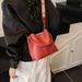 Selected Quality Bucket For Women 2025 New Fashion Commuter Handbag Shoulder Color-Block Wide Strap Crossbody Bag_voghion.com
