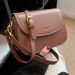 Korean style minimalist design small bag women 2023 spring and summer hot style niche texture small square bag fashion all-match shoulder bag_voghion.com