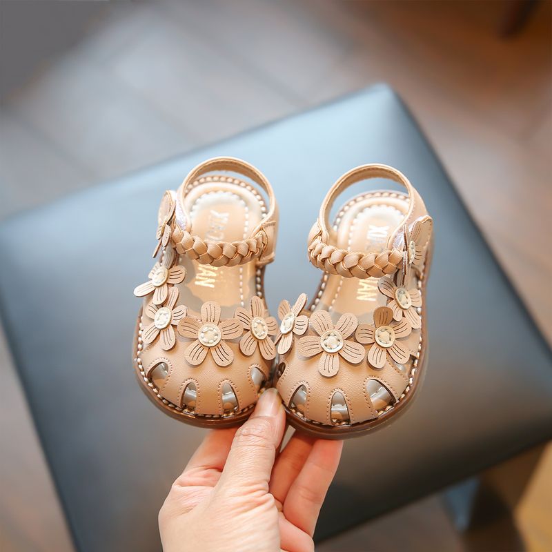Korean style walking baby soft soled toe wrapped princess shoes, summer fashion girl woven flower sandals_voghion.com