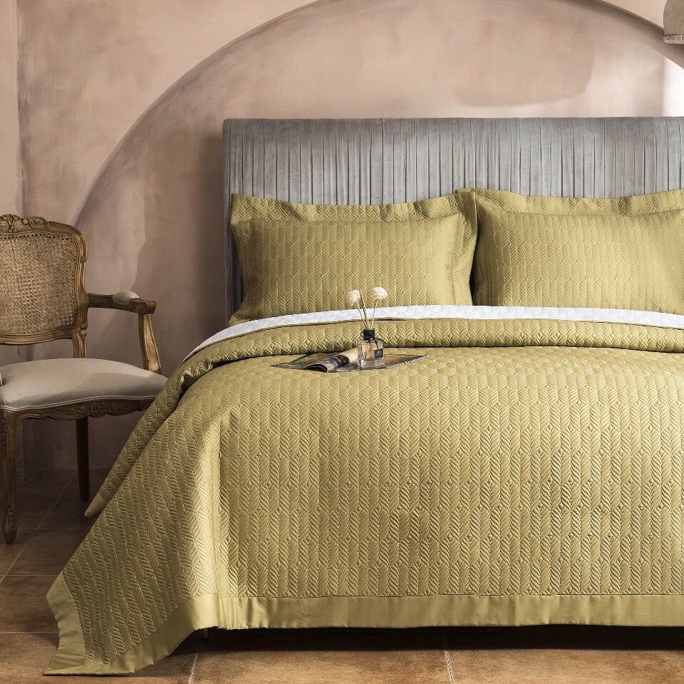 Copriletto in cotone di alta qualità, 100 pezzi, set da tre pezzi, trapuntato in cotone a fibra lunga, lenzuolo trapuntato in puro cotone, trapuntato da 1,8 m._voghion.com