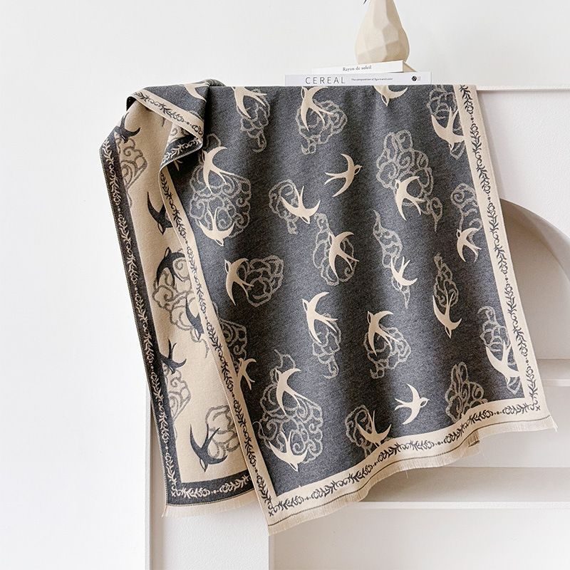 Autunno/Inverno 2024 Nuova sciarpa in cashmere Rondine Xiangyun Stile semplice Stampata Donna Doppia faccia Alta qualità Calda_voghion.com