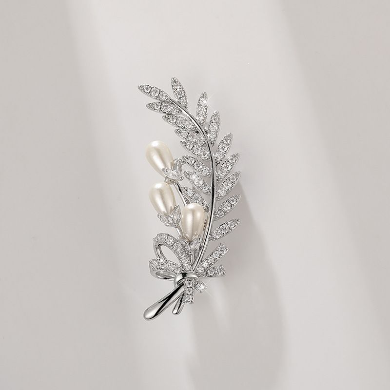 Elegante Weizengarbenbrosche mit natürlichen Perlen, natürlichen Süßwasserperlen und Zirkonia, luxuriöse Unisex-Anstecknadel für Anzüge, Blazer und formelle Kleidung_voghion.com