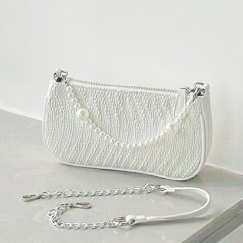 2023 neue Trendy Nische Design Tasche Perle Kette Eine Schulter Unterarm Tasche frauen alle-spiel gefaltete umhängetasche tasche_voghion.com