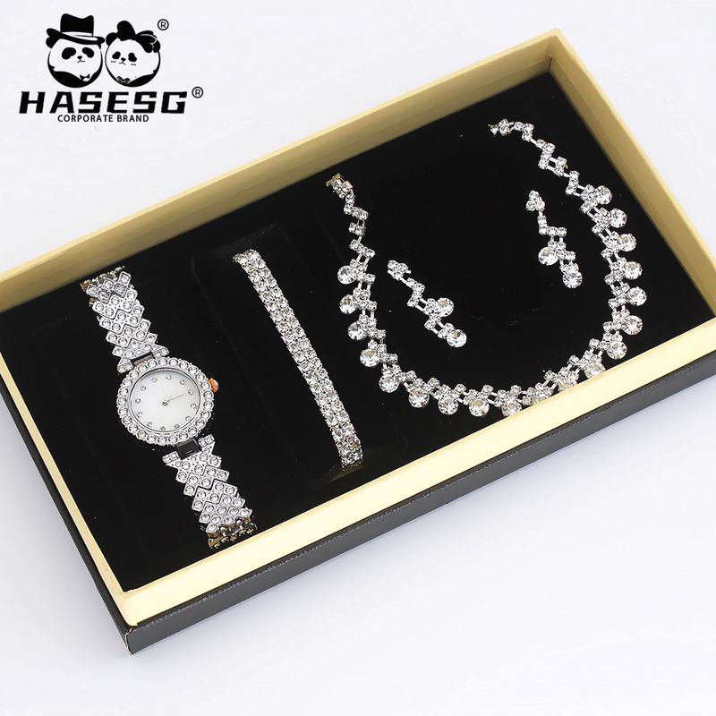 Horloge voor vrouwen Bruidssieraden Vierdelige oorbellen ketting polshorloge_voghion.com