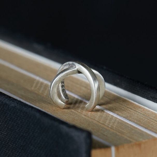 Orecchini a clip semplici unisex a forma di U non forati in argento Sterling S925 Dark Dream_voghion.com