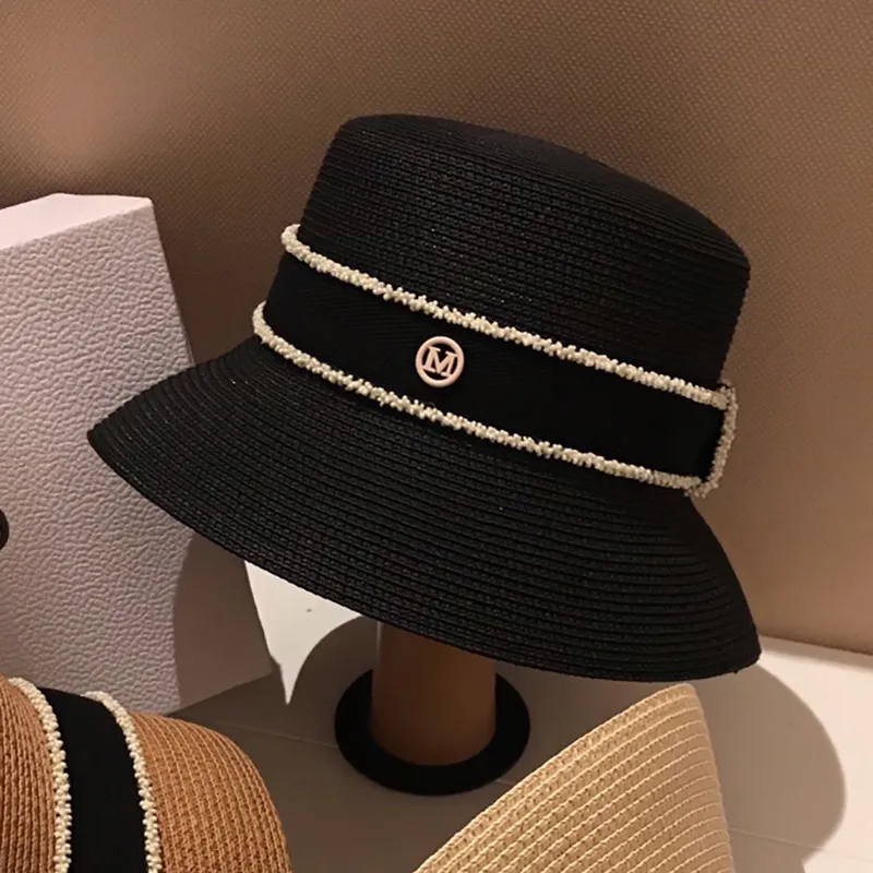Gorąca sprzedaż Gorąca sprzedaż Nowe letnie słomkowe kapelusze przeciwsłoneczne dla kobiet Moda damska Płaskie rondo Wstążka Plażowa Czapka podróżna Chapeau Femme Kapelusz typu Bucket_voghion.com