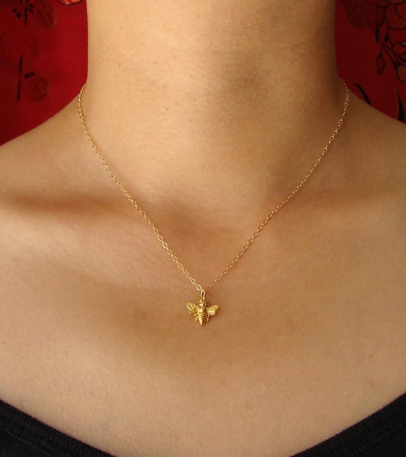 Collane Nuova collana con ciondolo a forma di ape in oro rosa_voghion.com