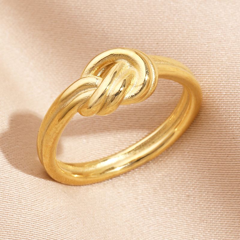 Stainless steel jewel, fashionable, personalized, knotted, cross cast ring, versatile design, feel, and bracelet_voghion.com
