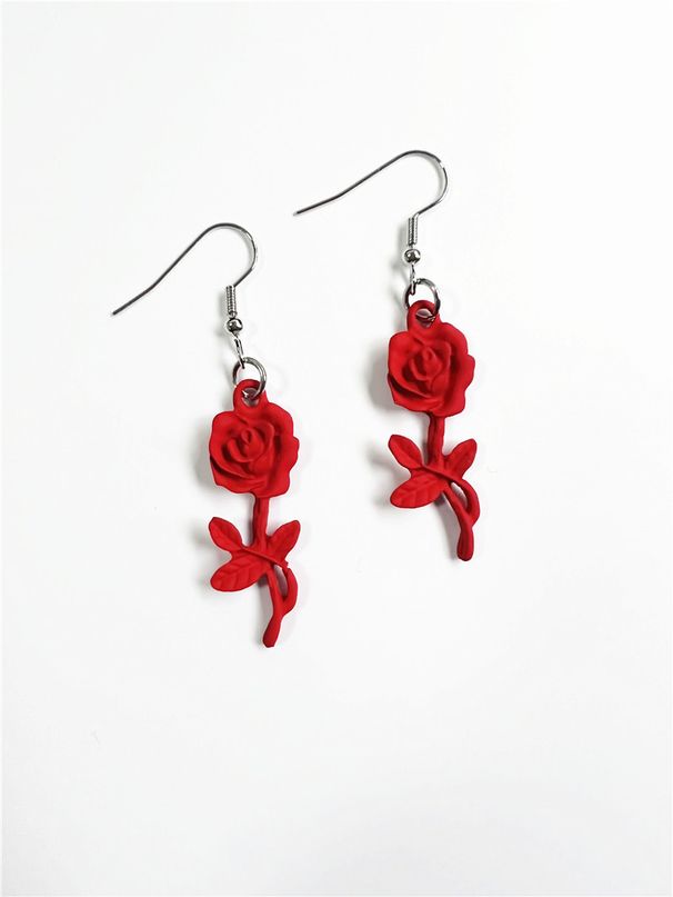 Orecchini gotici con rosa nera pendente vintage_voghion.com