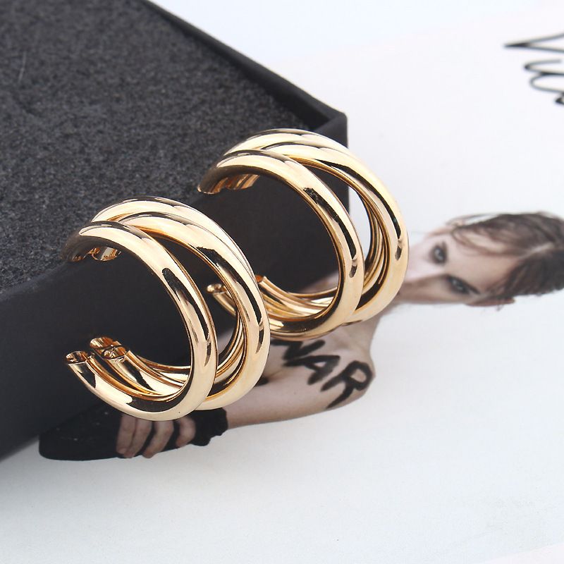 Pendientes de botón de metal semicirculares irregulares, modernos, elegantes y versátiles, dorados y plateados._voghion.com