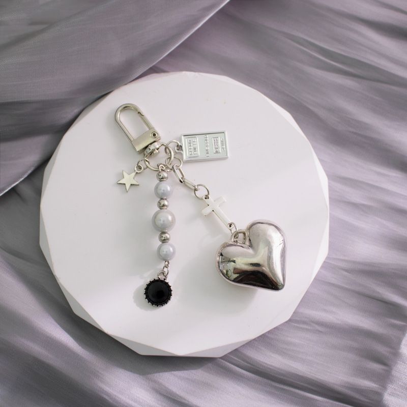 Porte-clés de voiture en métal noir, blanc et argent avec pendentif en forme d'ours et croix d'amour_voghion.com