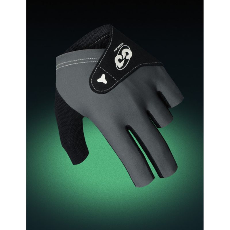Neue Dreifinger-Billardhandschuhe für Männer und Frauen, atmungsaktive und rutschfeste Snooker-Handschuhe aus Eisseide, linke Hand XG82_voghion.com