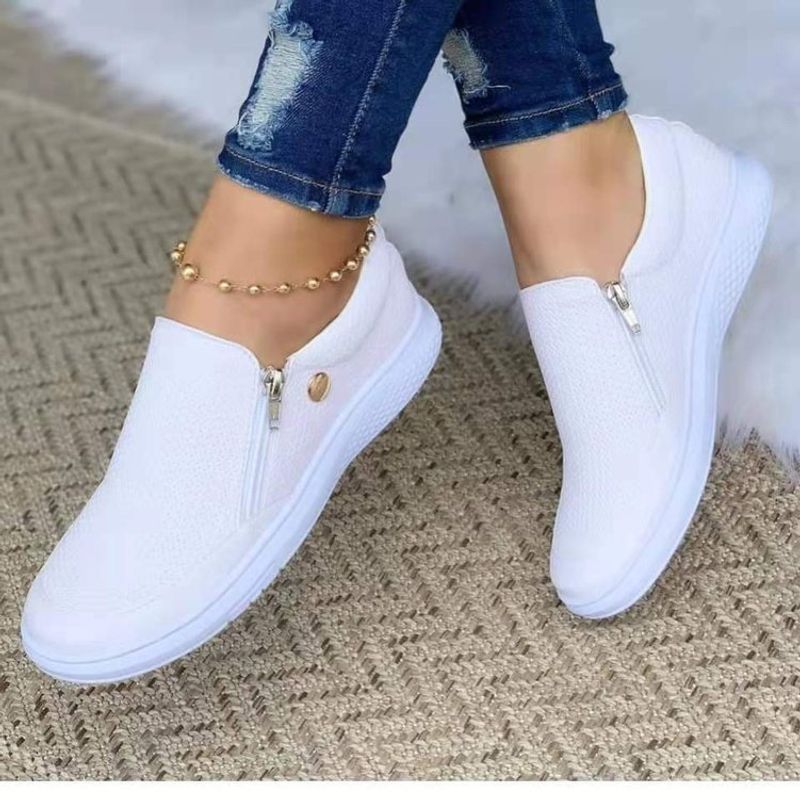 Round head thick sole side zipper low top single shoes for women solid color large size pressure pattern board shoes_voghion.com