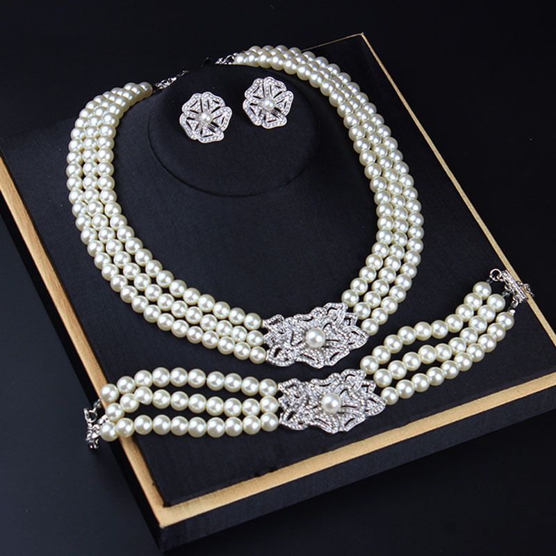 High end internet celebrity pearl necklace bracelet, three piece set of bride dress accessories_voghion.com