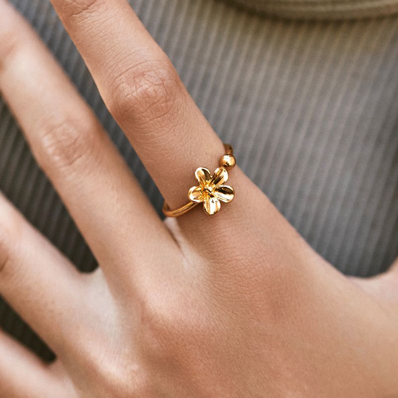 Bague fleur française couleur préservant le cuivre plaqué avec K véritable or personnalité design métal irrégulier sensation bague tempérament créatif_voghion.com