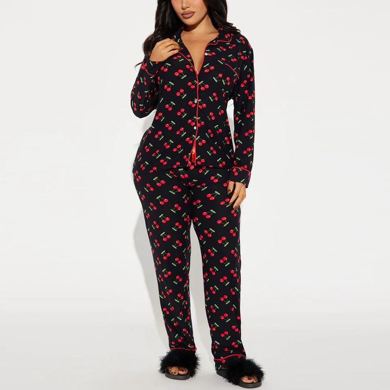 ​​Damen-Pyjama-Set aus Flanell mit Kirschmuster, langärmliges Revers, Button-Down-Oberteil mit Hose, Winter-Nachtwäsche, Loungewear, weich und bequem​​_voghion.com