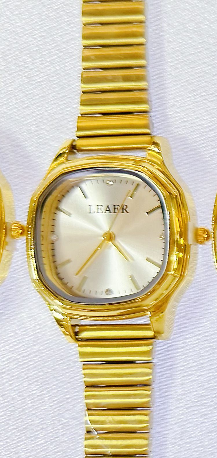 LEAER Women's Bamboo Strap New High-end Fashion Niche Small Square Watch Simple_voghion.com