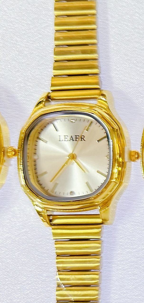 LEAER Women's Bamboo Strap New High-end Fashion Niche Small Square Watch Simple_voghion.com