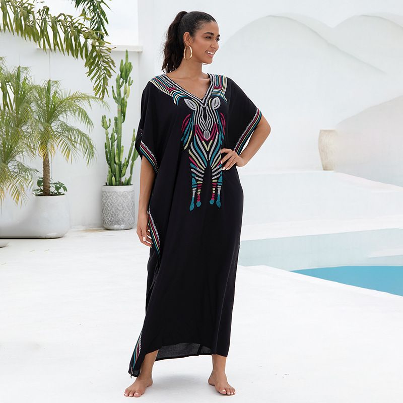 Kimono de plage en rayonne brodée pour femme – Robe cache-maillot fleurie surdimensionnée à motifs cœurs colorés (taille unique, légère et aérée)_voghion.com