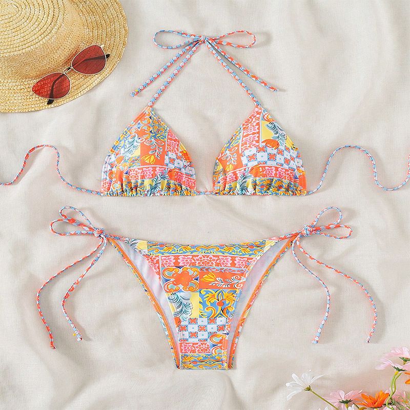 Dámské oblečení Nové potištěné sexy šněrovací bikiny plavky Dámské plážové bikiny s horkými prameny_voghion.com
