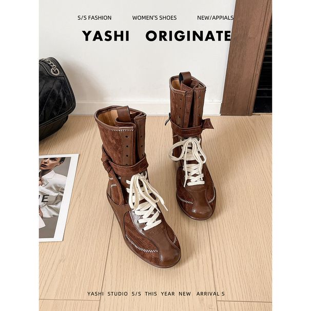 Botas esportivas Martin para mulheres, salto alto, bico redondo, camurça marrom, com cadarço, para boxe, primavera de 2025, botas curtas_voghion.com