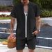 2025 Sommer Herrenbekleidung Hemd Lässig Lose Kurzarm Shorts Strand Set_voghion.com