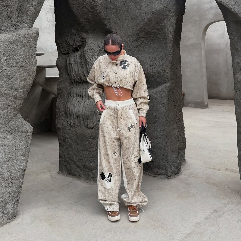 ​​Lace-Trimmed Linen Jogger Set – High-Neck Cropped Hoodie & Relaxed Straight-Leg Pants (S-L)​​_voghion.com