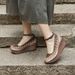 Keilabsatzschuhe aus echtem Leder im ethnischen Stil für Damen mit dicker Sohle, Plateau, Frühling und Sommer, handgefertigt, gewebt, höhenverstärkende Mama-Schuhe_voghion.com