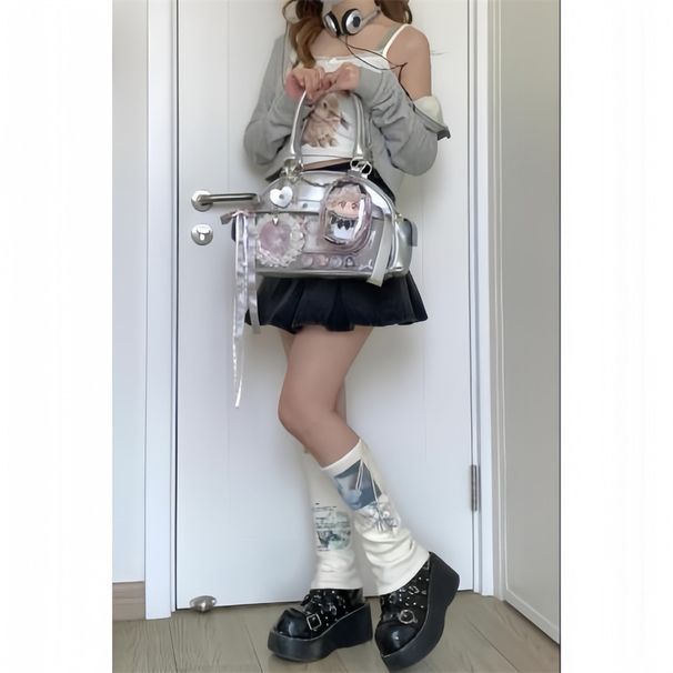 Heart-Shaped Shoulder Bag Fall/Winter 2025 New_voghion.com