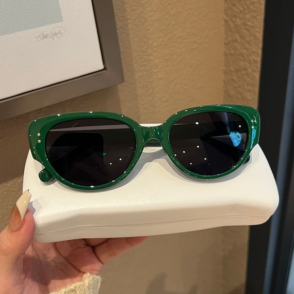 LazyZoom - Gafas de sol de estilo europeo y americano con diseño de ojo de gato, color verde, para hombre, modernas, triangulares, de alta calidad, estilo hip hop, decorativas y resistentes a los rayos UV._voghion.com