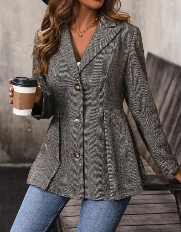 Abbigliamento da donna Nuovo vestito da donna alla moda con vestibilità aderente e motivo a fiori ruvidi_voghion.com