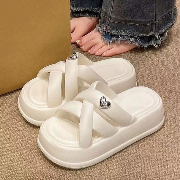 Laojiu ZDB617 Summer Soft Sole Heart-Shaped Sandals_voghion.com