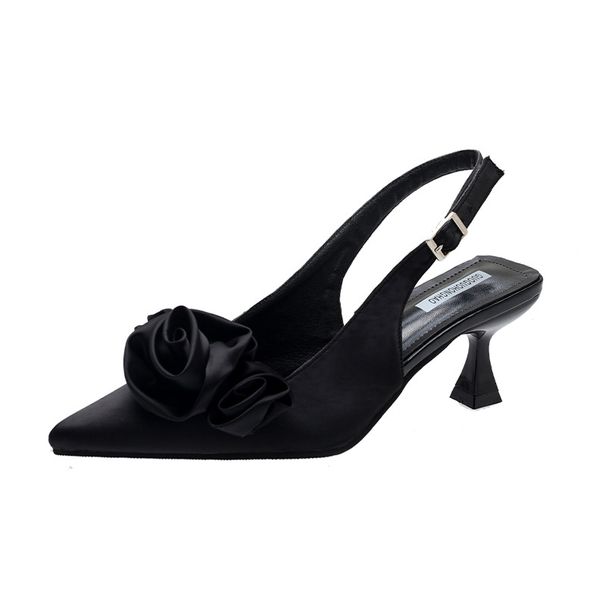 Promi-Temperament zurück leere Sandalen Frauen 2024 neue Satin ein Fuß Slip auf geschlossenen Zehen Hausschuhe Sommerrock tragen High Heel Sandalen_voghion.com