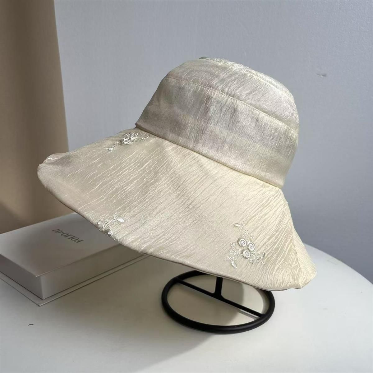 Veil Embroidered Bucket Hat Big Brim Sun Hat_voghion.com