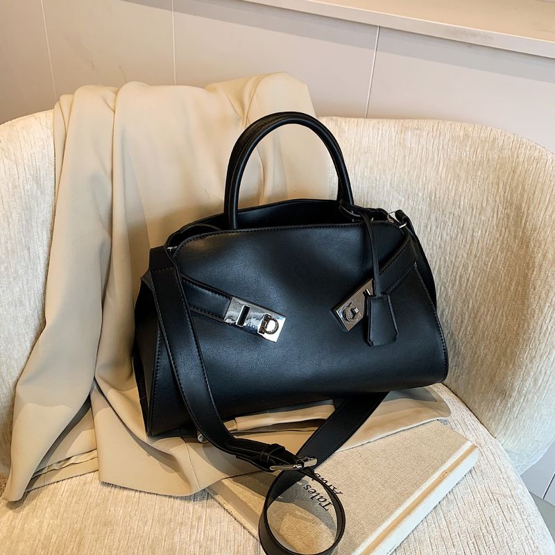 Women's Bags Large Capacity Tote Bag Niche Shoulder Messenger Bag_voghion.com